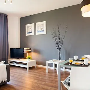 Feelathome Poblenou Апартаменты